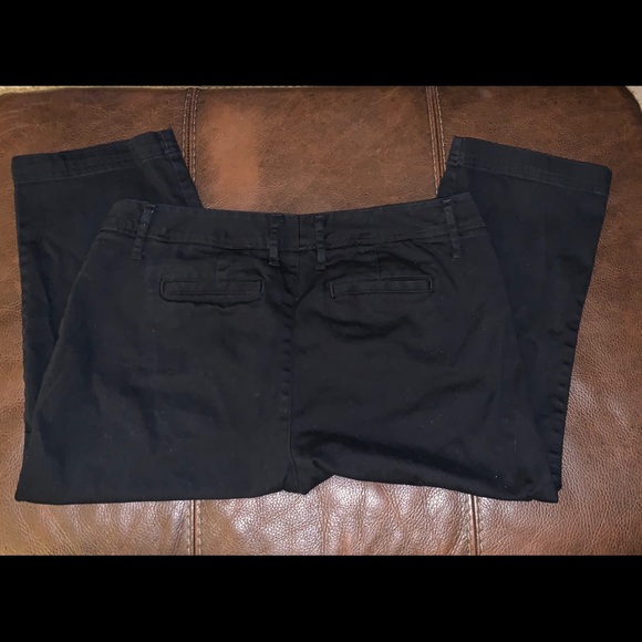 3/$10 🔆 St. John’s Bay Black Capri - Picture 3 of 6